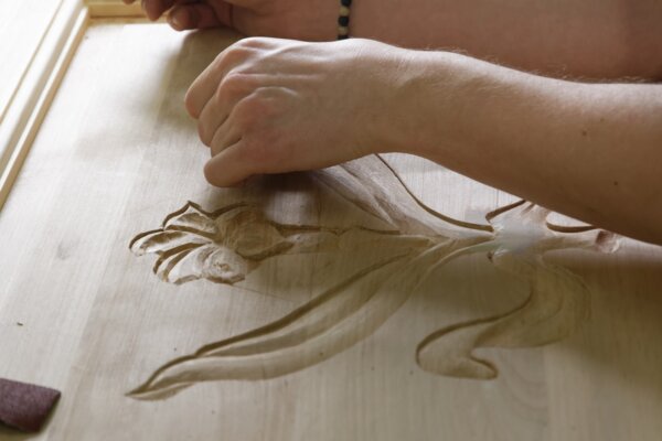 NIETYPOWE I INDYWIDUALNE USŁUGI STOLARSKIE